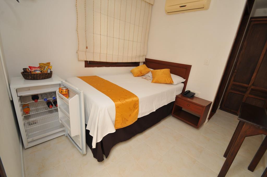 Hotel San Julian Buga Phòng bức ảnh