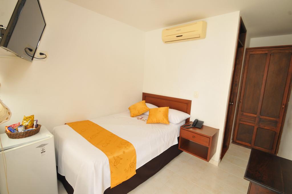 Hotel San Julian Buga Phòng bức ảnh