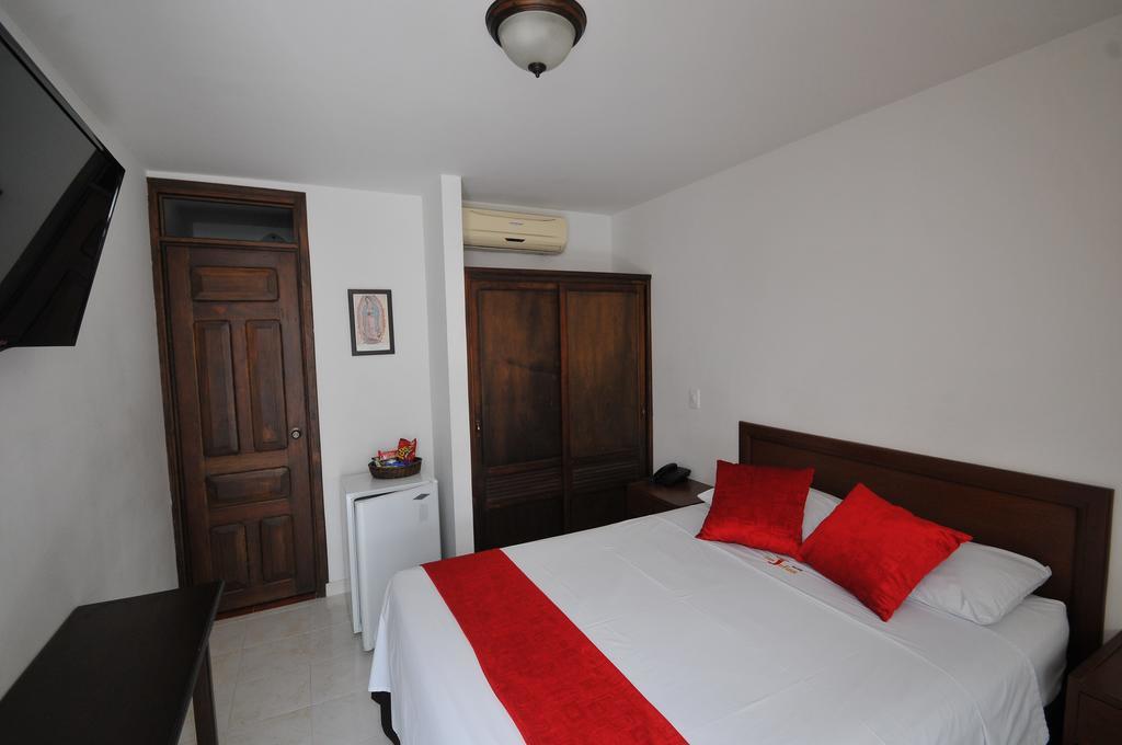 Hotel San Julian Buga Phòng bức ảnh