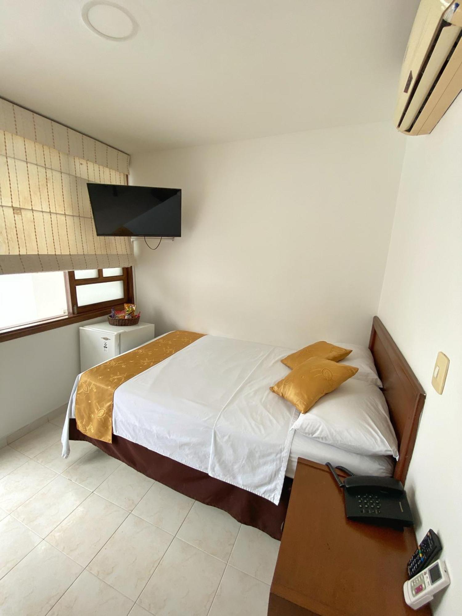 Hotel San Julian Buga Ngoại thất bức ảnh